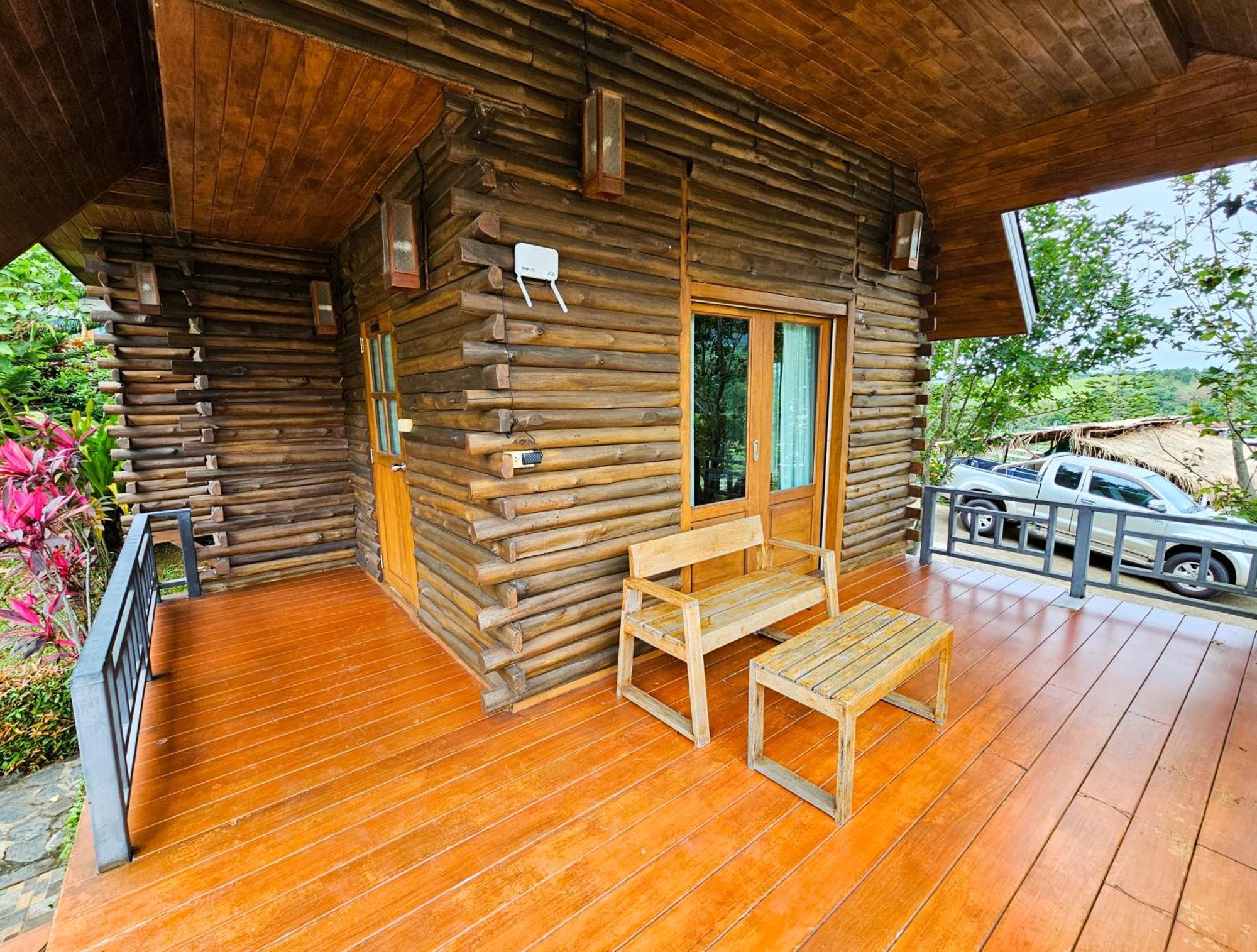 My Log Home Resort Ban Huai Phai Экстерьер фото